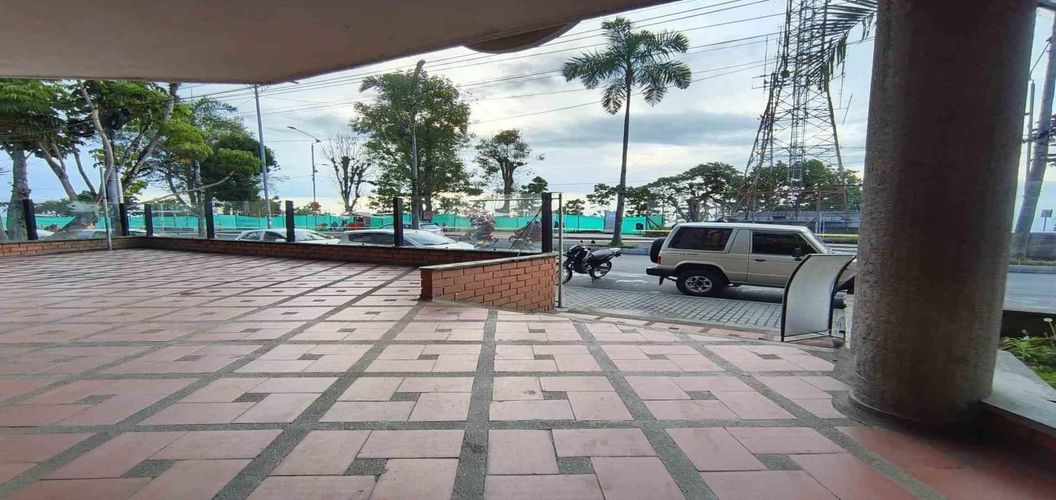 Local en venta en Chipre, Manizales, 14 m² · foto 16 de 17