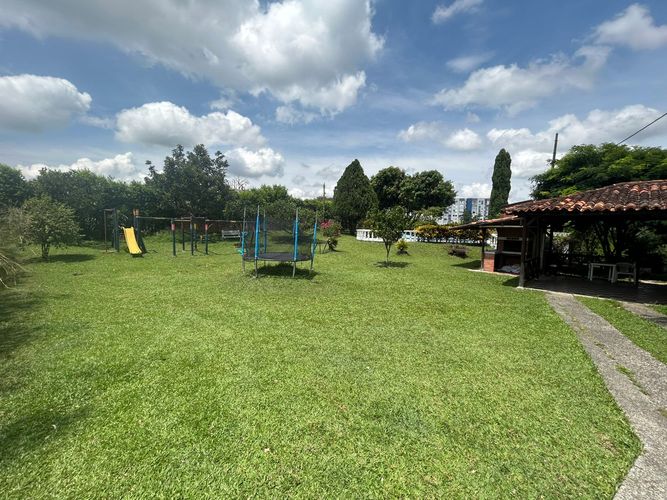 Finca en venta en Morelia, Pereira, 350 m² · foto 8 de 24