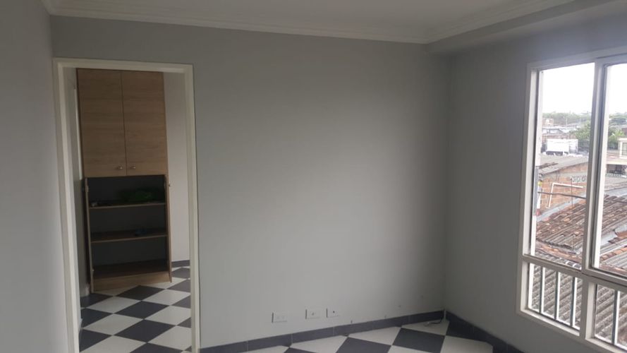 Casa de 8 alcobas en venta en Manantiales I, Armenia, 220 m² · foto 2 de 16