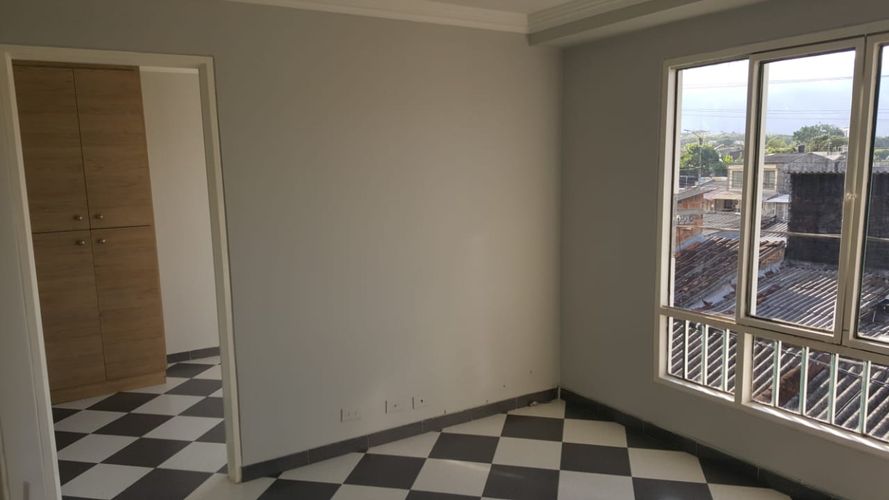 Casa de 8 alcobas en venta en Manantiales I, Armenia, 220 m² · foto 5 de 16