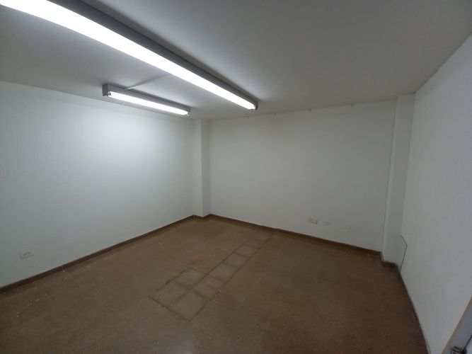 Oficina en arriendo en El Centro, Manizales, 17 m² · foto 7 de 9