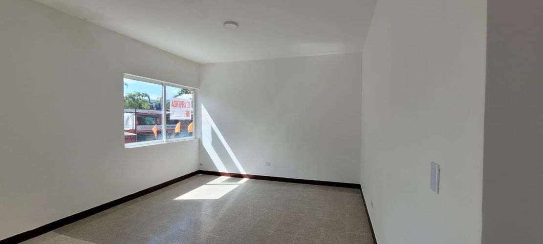 Casa de 11 alcobas en arriendo en Alamos, Pereira, 650 m² · foto 3 de 24