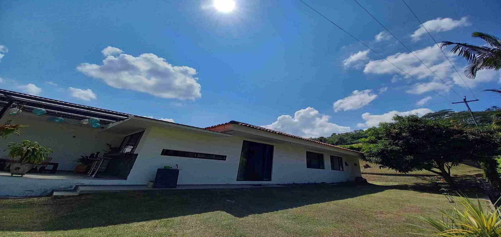 Casa en venta en San Bernardo Del Viento, Manizales · foto 6 de 24