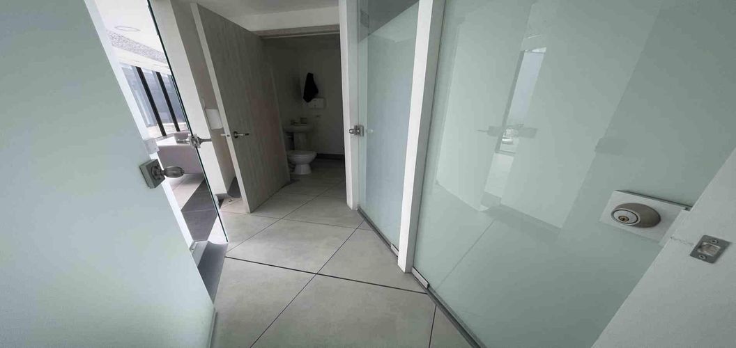 Consultorio en venta en Alcazar, Armenia, 37 m² · foto 3 de 10