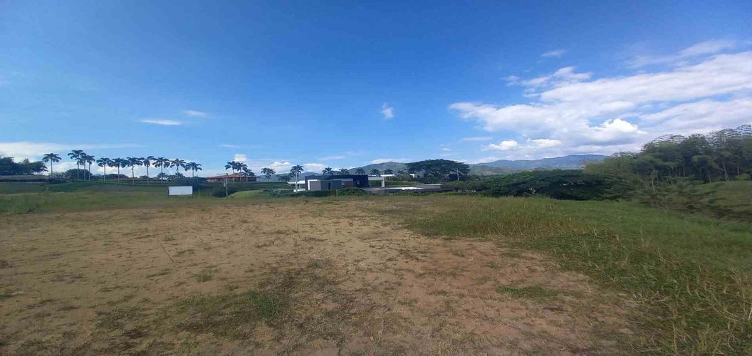 Lote en venta en Cerritos, Pereira · foto 6 de 12
