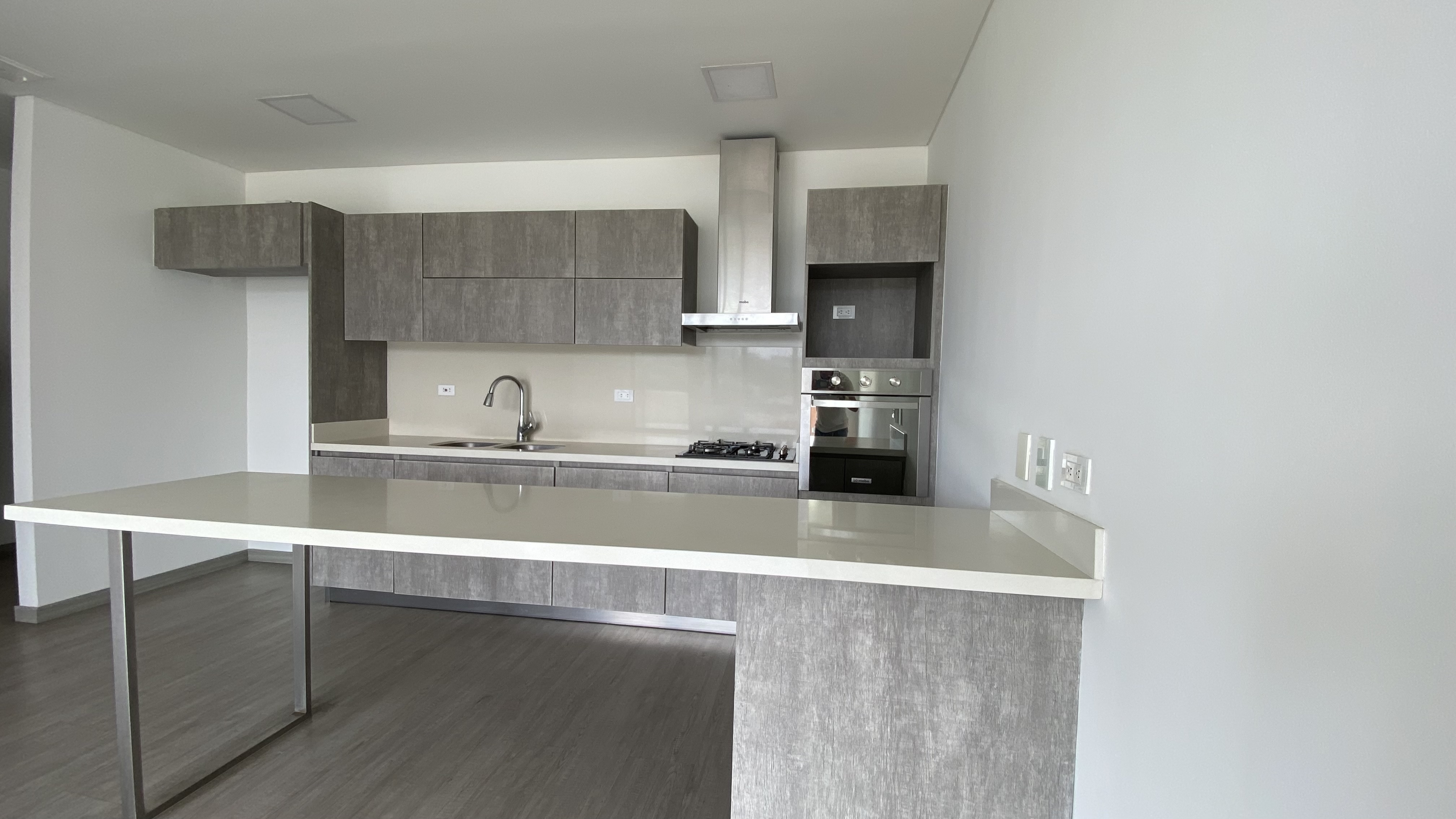 Apartamento en venta en Jardines De Tanambi, Pereira · foto 3 de 19
