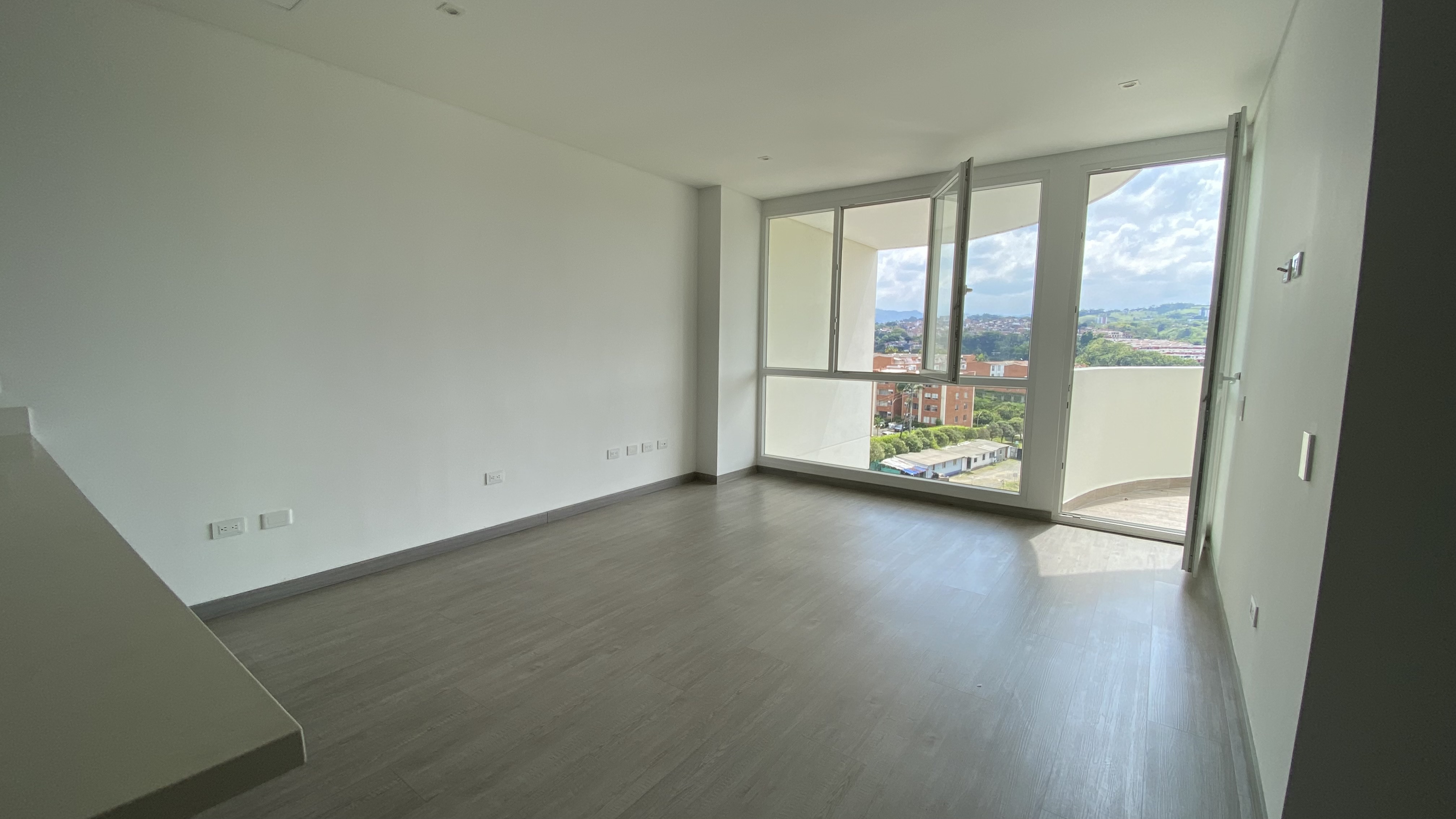 Apartamento en venta en Jardines De Tanambi, Pereira · foto 4 de 19
