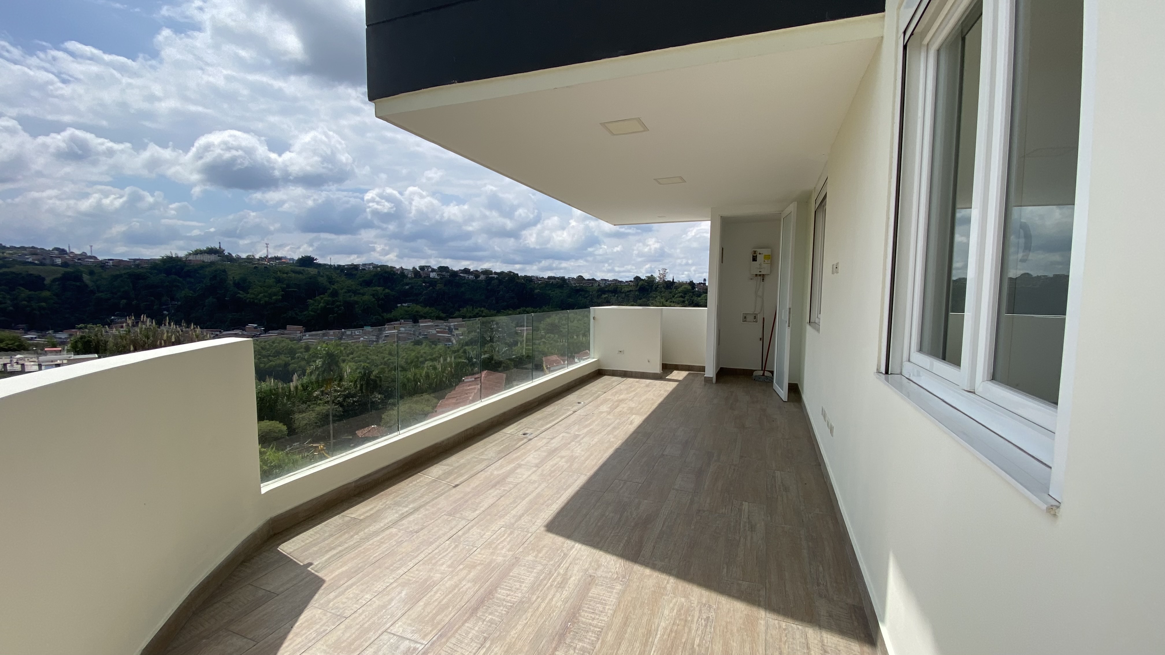 Apartamento en venta en Jardines De Tanambi, Pereira · foto 6 de 19