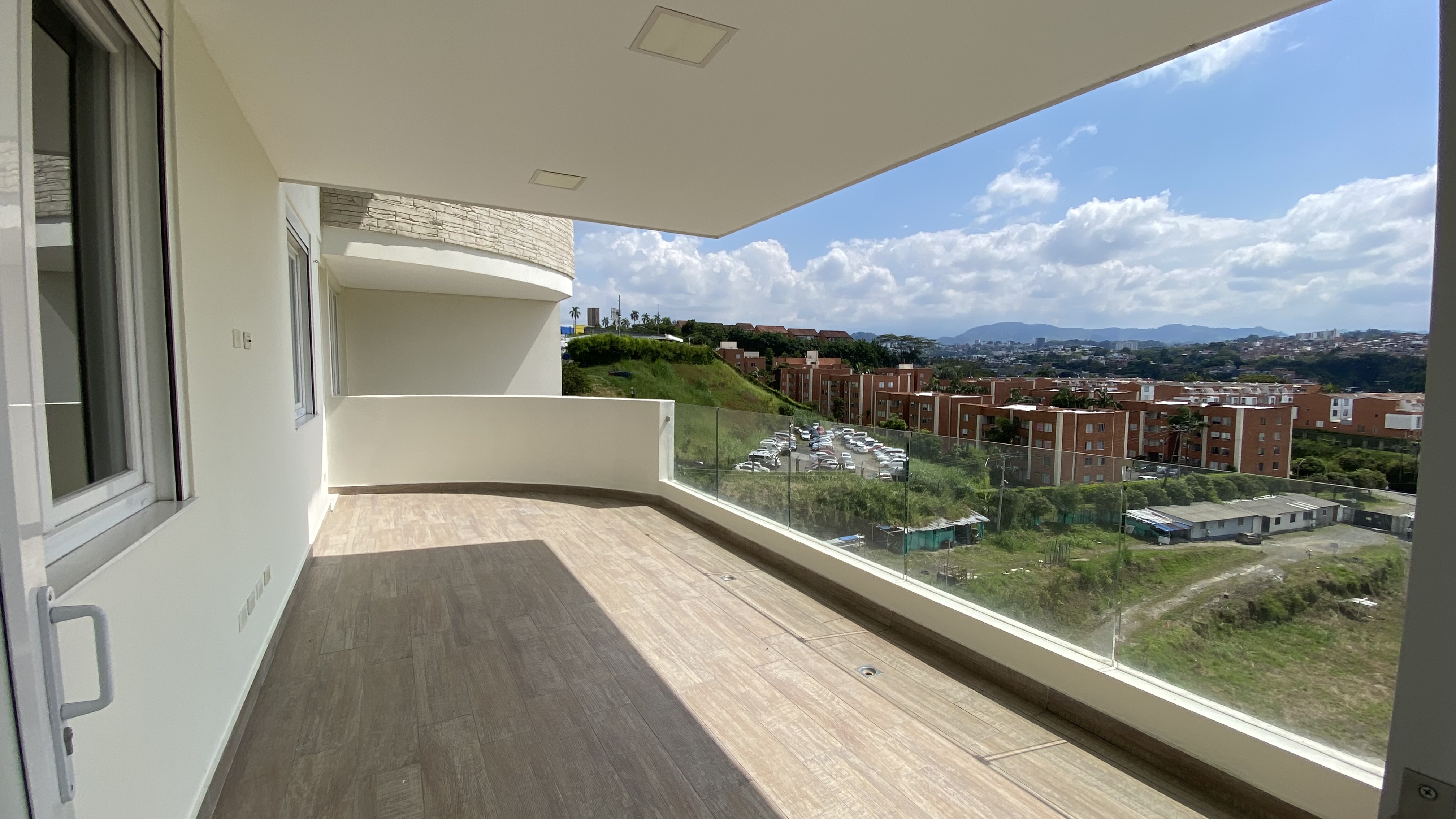 Apartamento en venta en Jardines De Tanambi, Pereira · foto 8 de 19