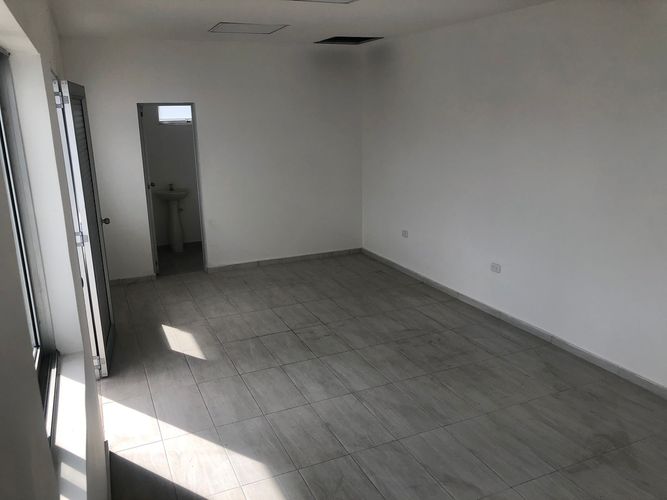 Oficina en arriendo en Avenida 30 De Agosto, Pereira, 33 m² · foto 12 de 19