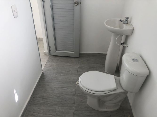 Oficina en arriendo en Avenida 30 De Agosto, Pereira, 33 m² · foto 18 de 19