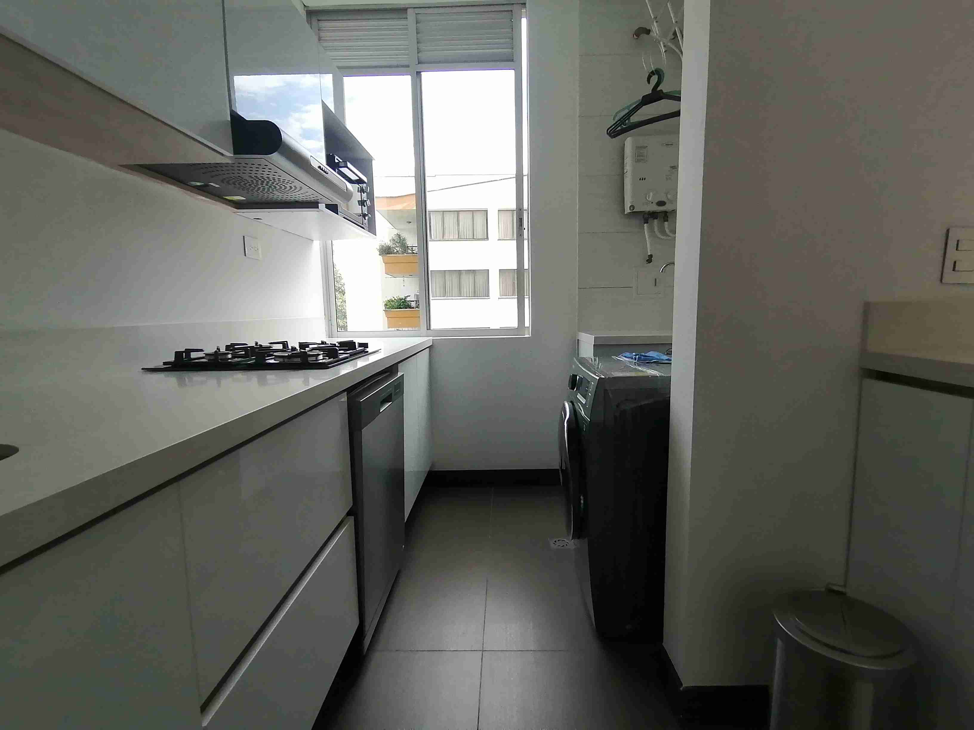 Apartamento en venta en Los Alamos, Pereira · foto 5 de 24