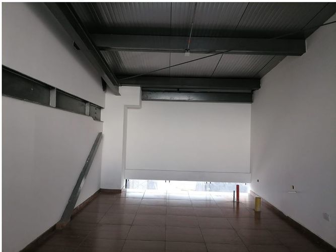 Local en venta en La Macarena, Pereira, 89 m² · foto 4 de 9