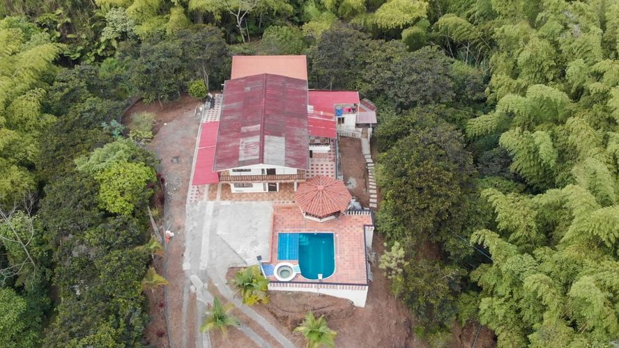 Finca en venta en Gaitan, Dosquebradas, 700 m² · foto 3 de 11