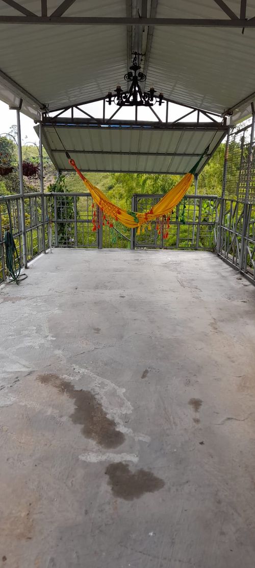 Apartamento de 2 alcobas en venta en Tribunas Corcega, Pereira, 70 m² · foto 11 de 13