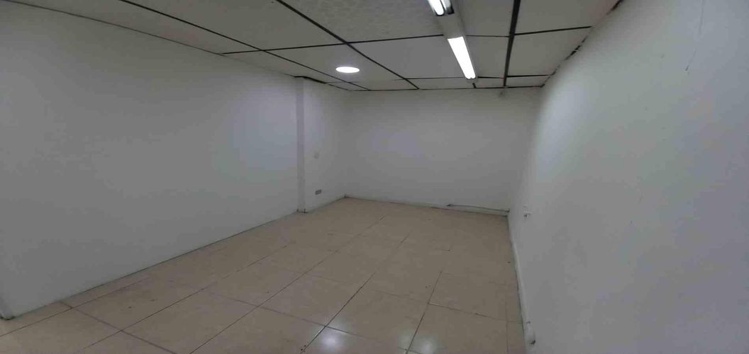 Oficina en arriendo en El Centro, Manizales, 10 m² · foto 3 de 15