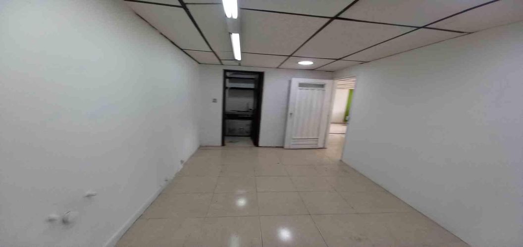 Oficina en arriendo en El Centro, Manizales, 10 m² · foto 6 de 15