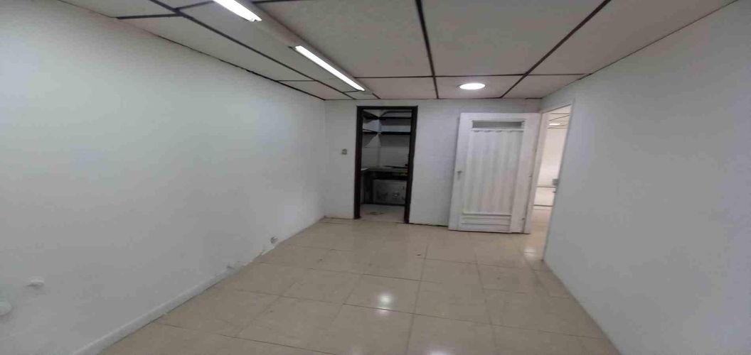 Oficina en arriendo en El Centro, Manizales, 10 m² · foto 8 de 15