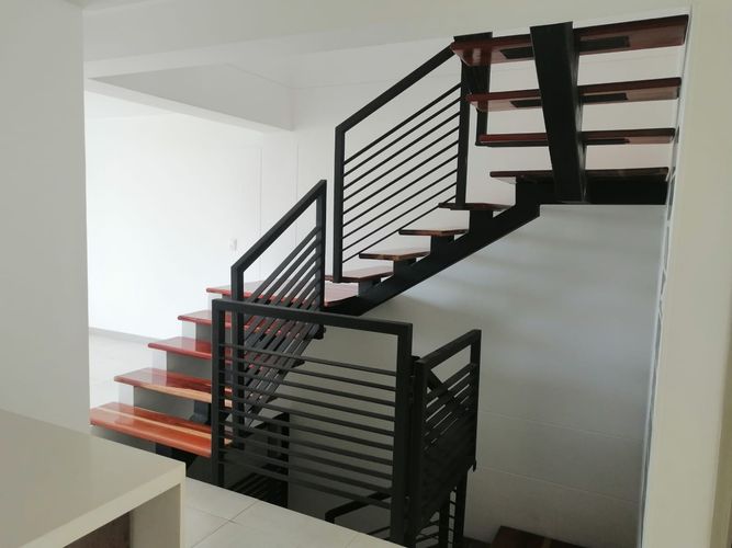 Casa de 3 alcobas en venta en La Bella, Pereira, 216 m² · foto 7 de 24