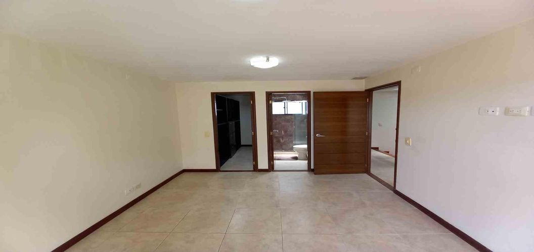 Casa de 3 alcobas en venta en San Marcel, Manizales, 108 m² · foto 6 de 24