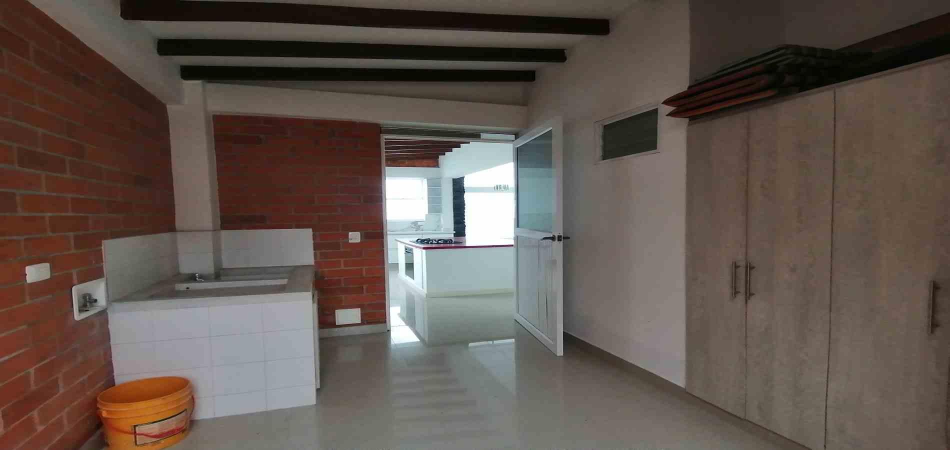 Casa en venta en Cerritos, Pereira · foto 5 de 24