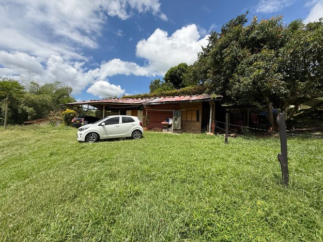 Lote en venta en San Jose Sur, Pereira · foto 2 de 11