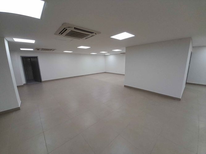 Local en venta en Sector Parque Valencia, Armenia, 259 m² · foto 12 de 22