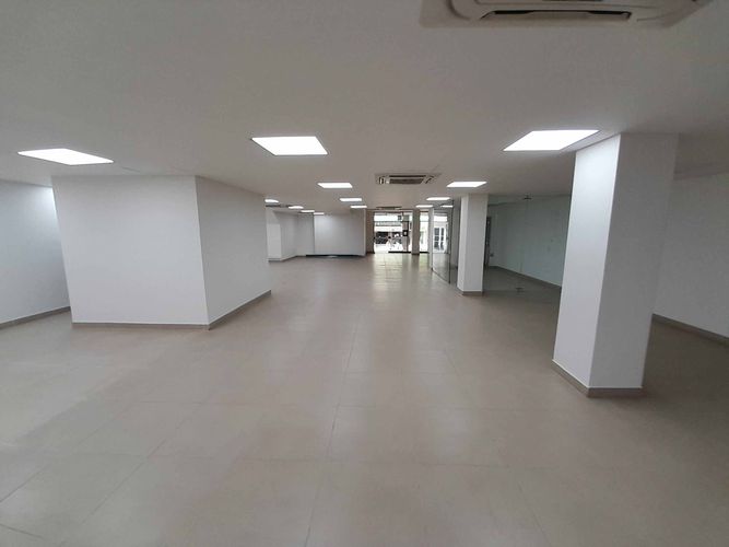 Local en venta en Sector Parque Valencia, Armenia, 259 m² · foto 15 de 22