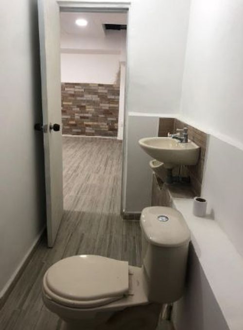 Local en arriendo en San Jose Sur, Pereira, 96 m² · foto 11 de 12