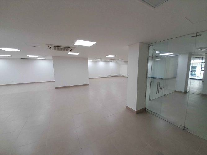 Local en venta en Sector Parque Valencia, Armenia, 259 m² · foto 18 de 22