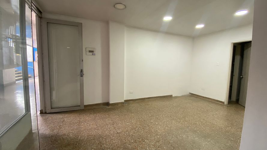 Local en arriendo en Guadalupe, Dosquebradas, 35 m² · foto 2 de 10