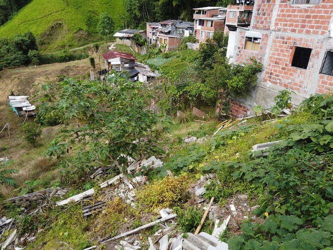 Lote en venta en La Francia, Manizales, 4000 m² · foto 2 de 15