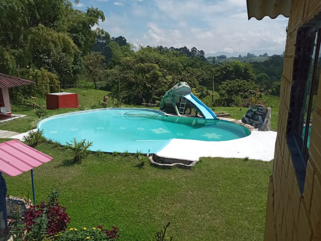 Casa en venta en San Jose Sur, Pereira · foto 6 de 18