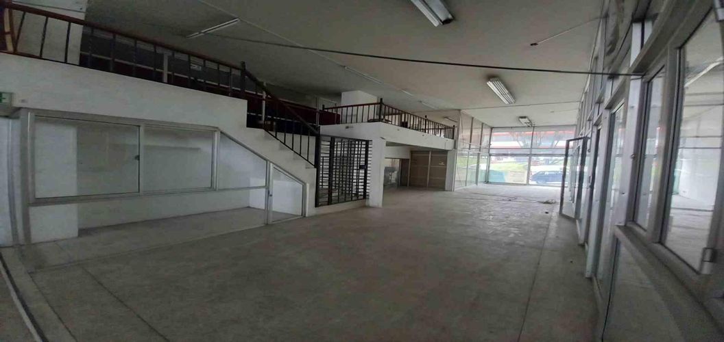 Local en arriendo en El Centro, Manizales, 700 m² · foto 19 de 24