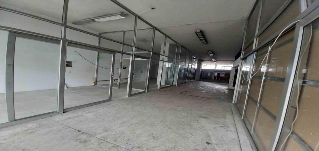 Local en arriendo en El Centro, Manizales, 700 m² · foto 23 de 24