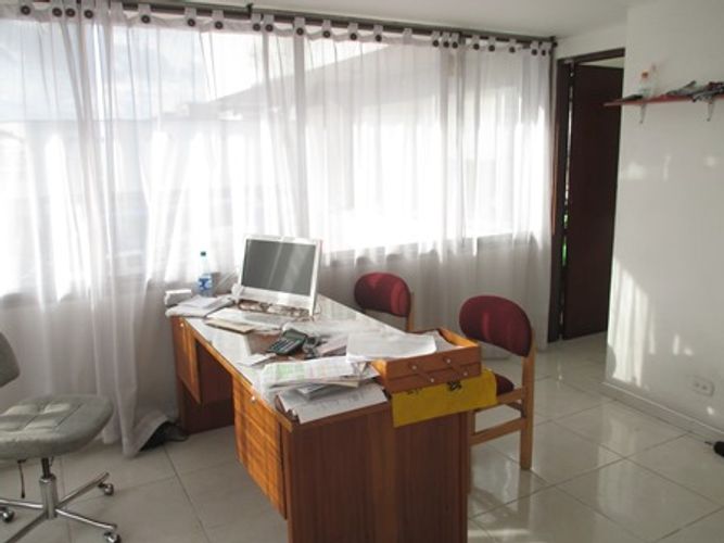 Bodega en venta en El Centro, Manizales, 700 m² · foto 14 de 24