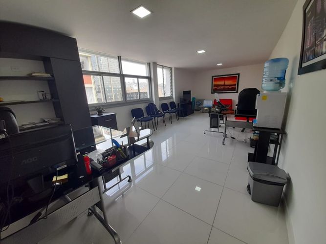 Oficina en venta en El Centro, Manizales, 35 m² · foto 3 de 16