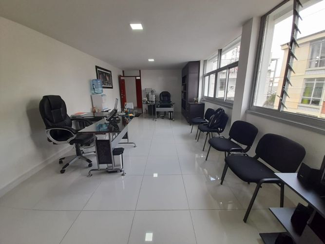 Oficina en venta en El Centro, Manizales, 35 m² · foto 6 de 16