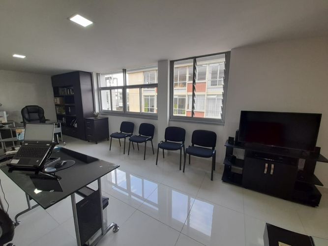 Oficina en venta en El Centro, Manizales, 35 m² · foto 11 de 16