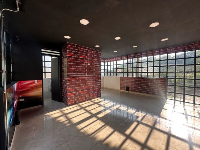 Edificio en venta en Palonegro, Manizales, 121 m² · foto 22 de 24