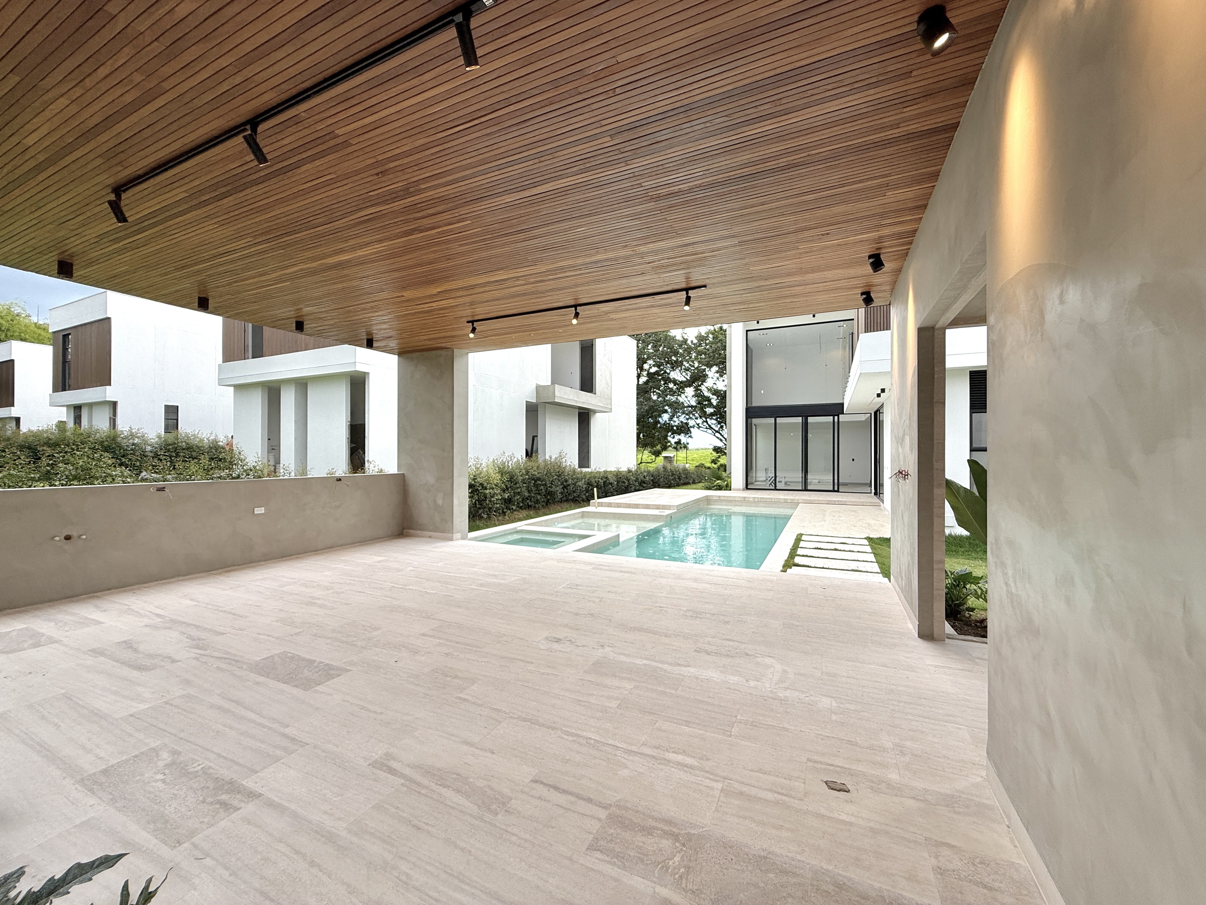 Casa en venta en Cerritos, Pereira · foto 2 de 24