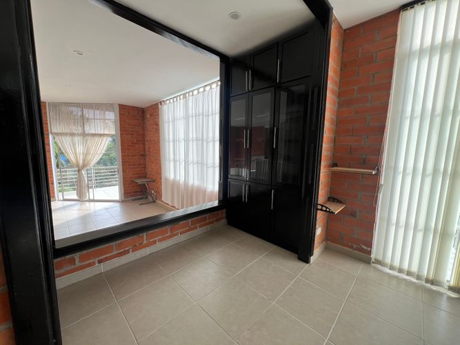 Casa en venta en Tribunas Corcega, Pereira · foto 9 de 24