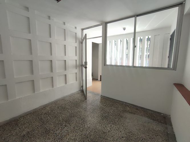 Local en arriendo en Cambulos, Pereira, 110 m² · foto 12 de 15