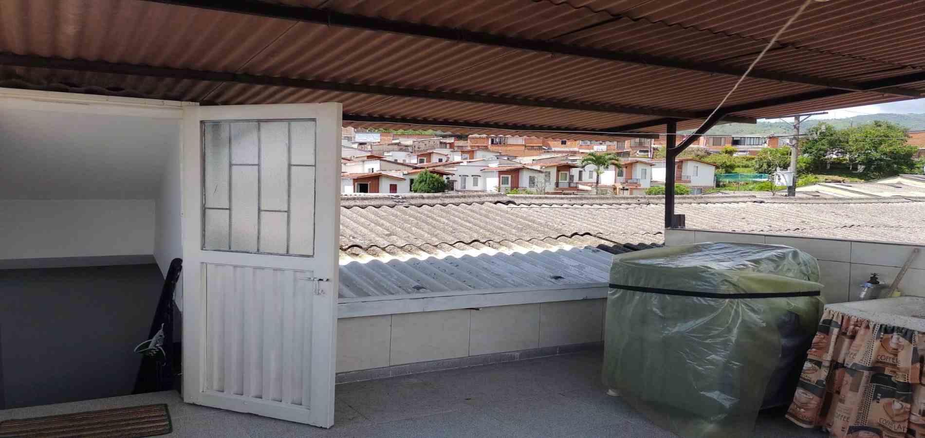 Casa en venta en Lucitania Alta, Dosquebradas · foto 6 de 14