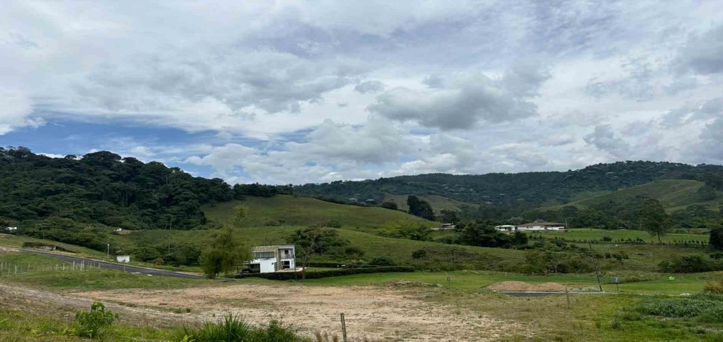 Lote en venta en Tribunas Corcega, Pereira, 2100 m² · foto 17 de 24