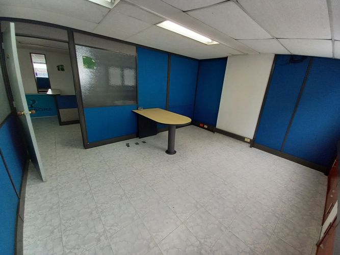 Oficina en arriendo en El Centro, Manizales, 213 m² · foto 22 de 24
