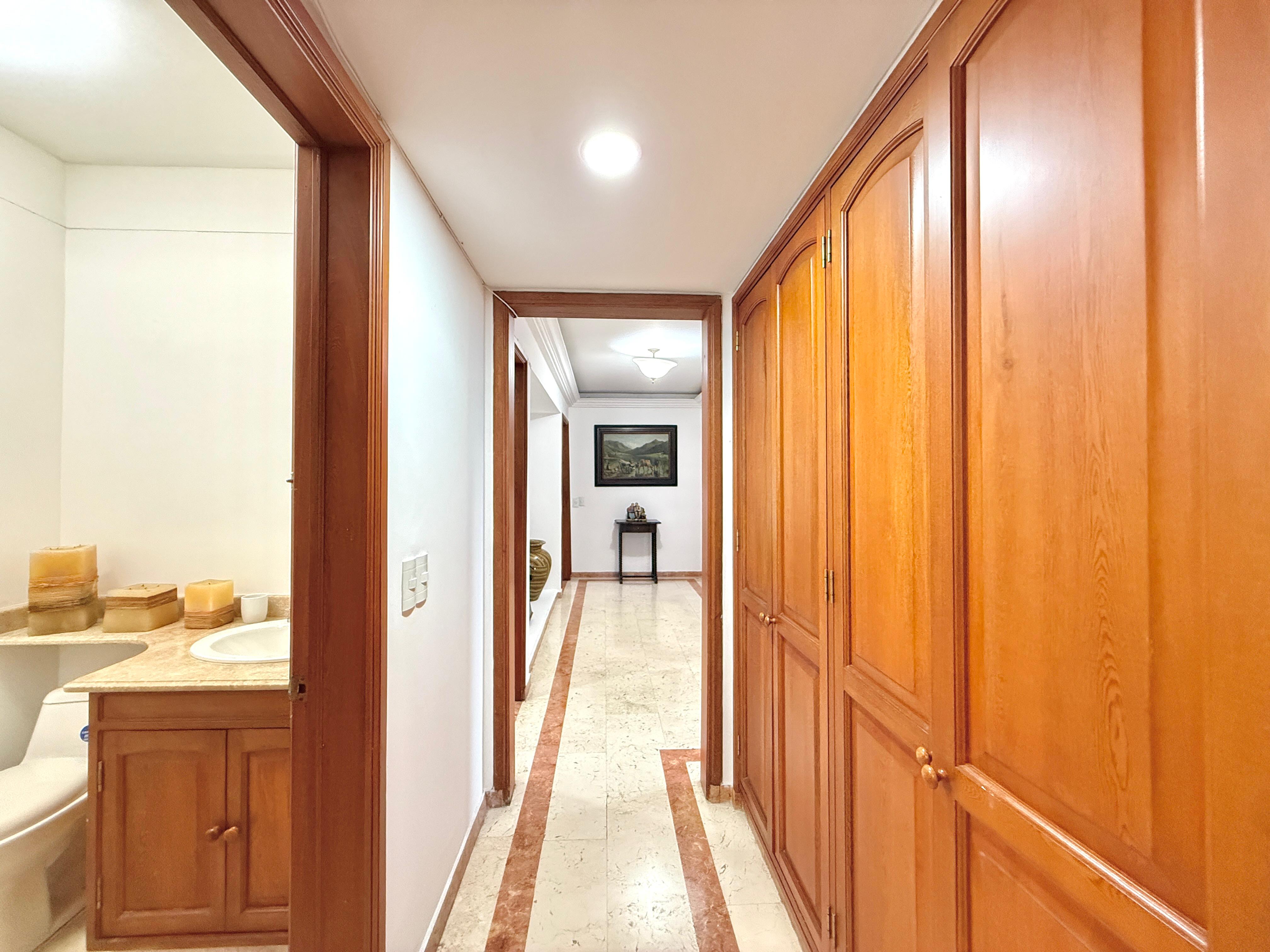 Apartamento en venta en Pinares, Pereira · foto 7 de 24