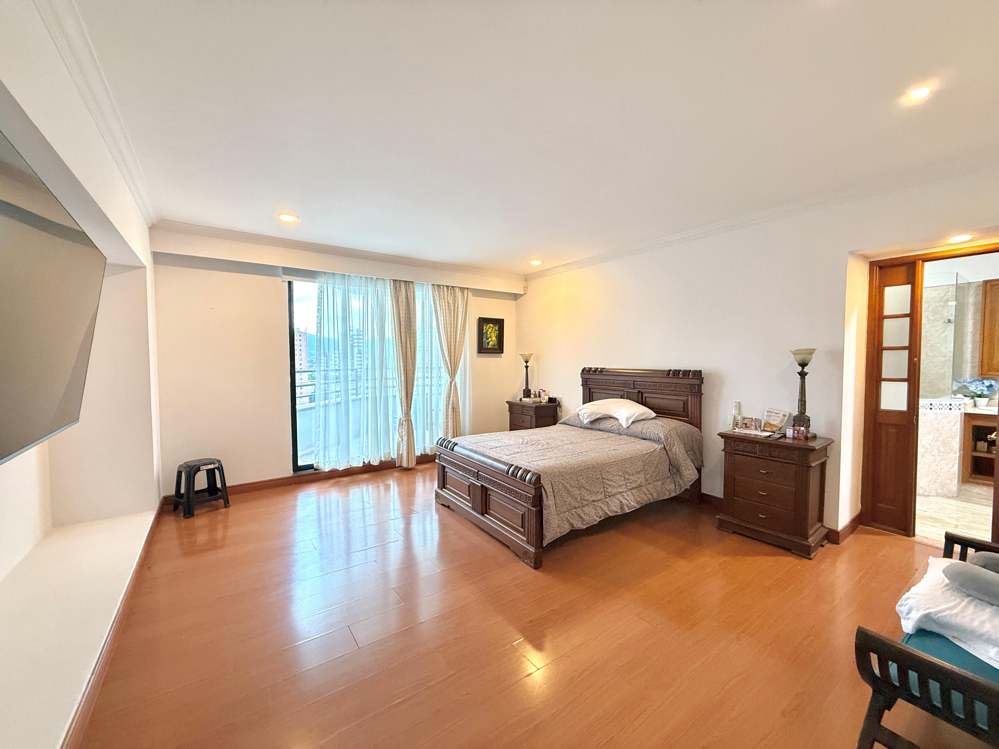 Apartamento en venta en Pinares, Pereira · foto 12 de 24