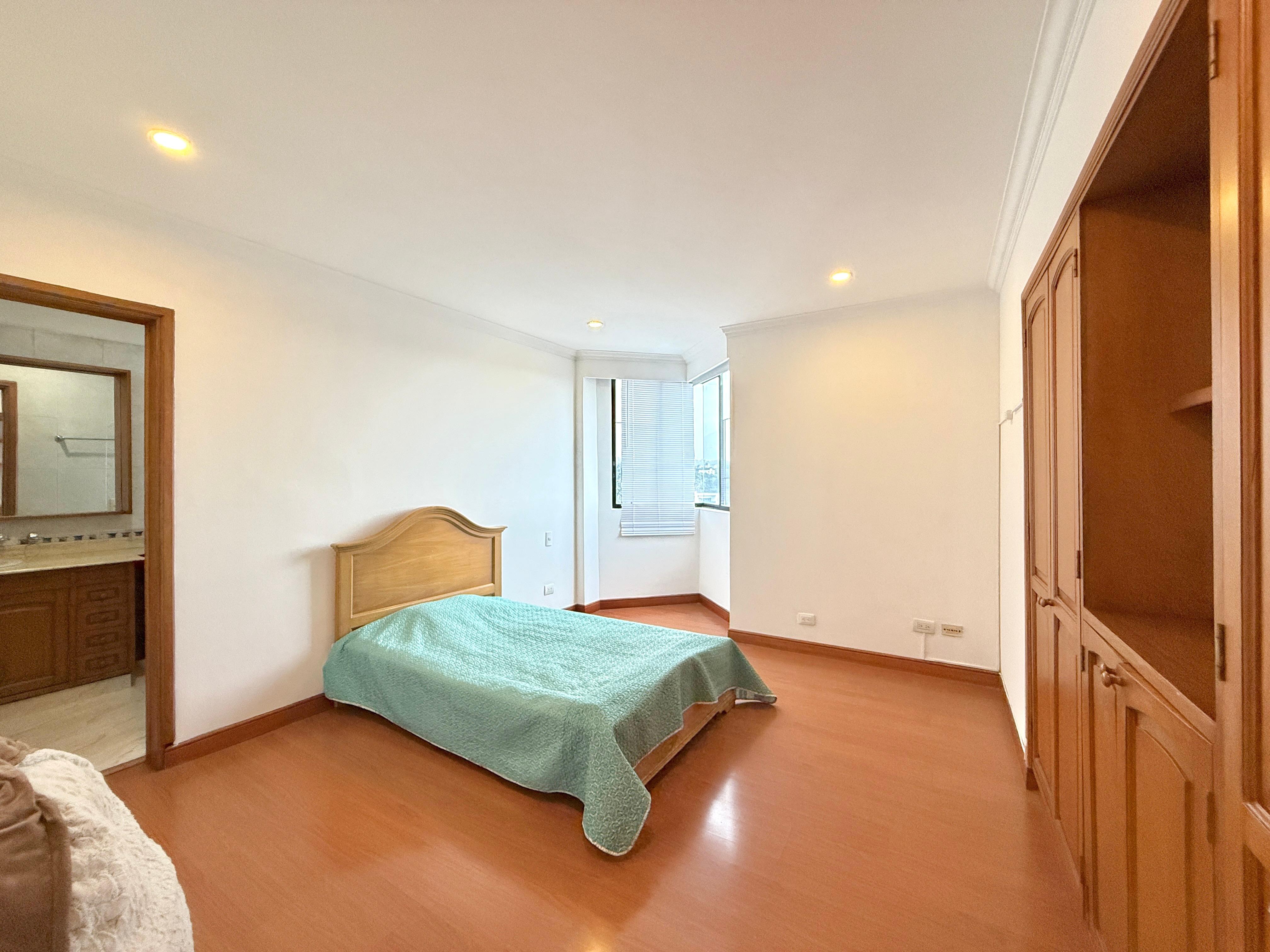 Apartamento en venta en Pinares, Pereira · foto 17 de 24