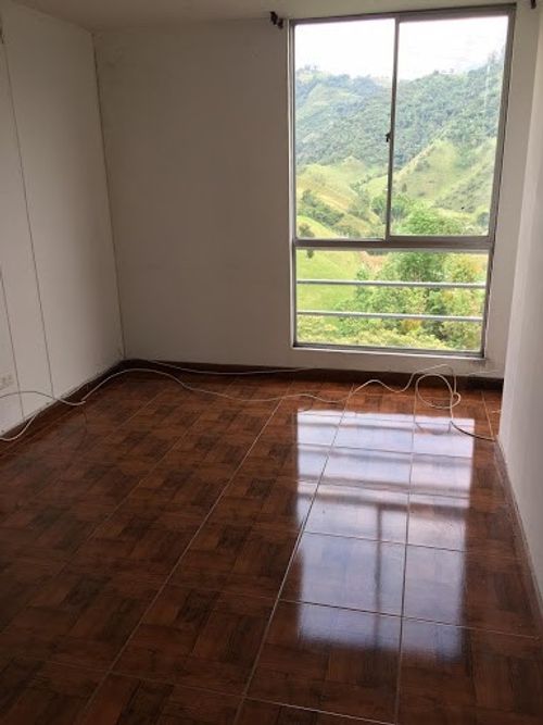 Apartamento de 6 alcobas en venta en Avenida Alberto Mendoza, Manizales, 180 m² · foto 6 de 20